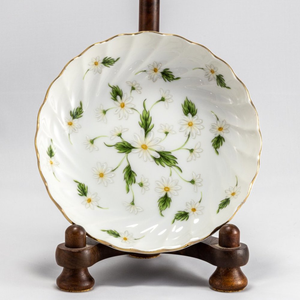 Vintage Hand Painted China Daisy Flowers Gold Trim Bowl Dish